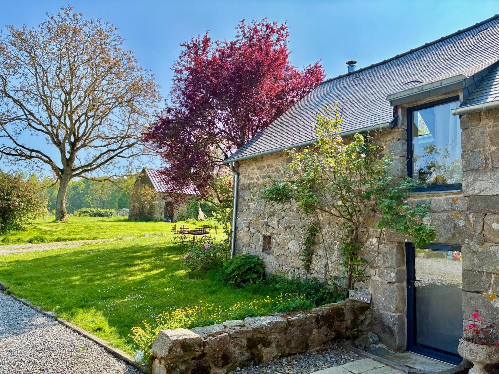Le Nid De La Breizhidence Villa Combourg Exterior photo